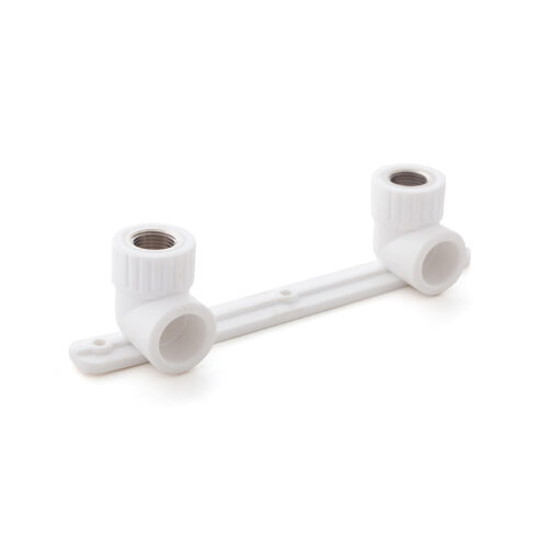 Угольник комбинированный под смеситель PPR внутренняя резьба 20х1/2, белый, РТП 10701 (24/8) Угольник комбинированный под смеситель PPR внутренняя резьба 20х1/2, белый, РТП 10701 (24/8)